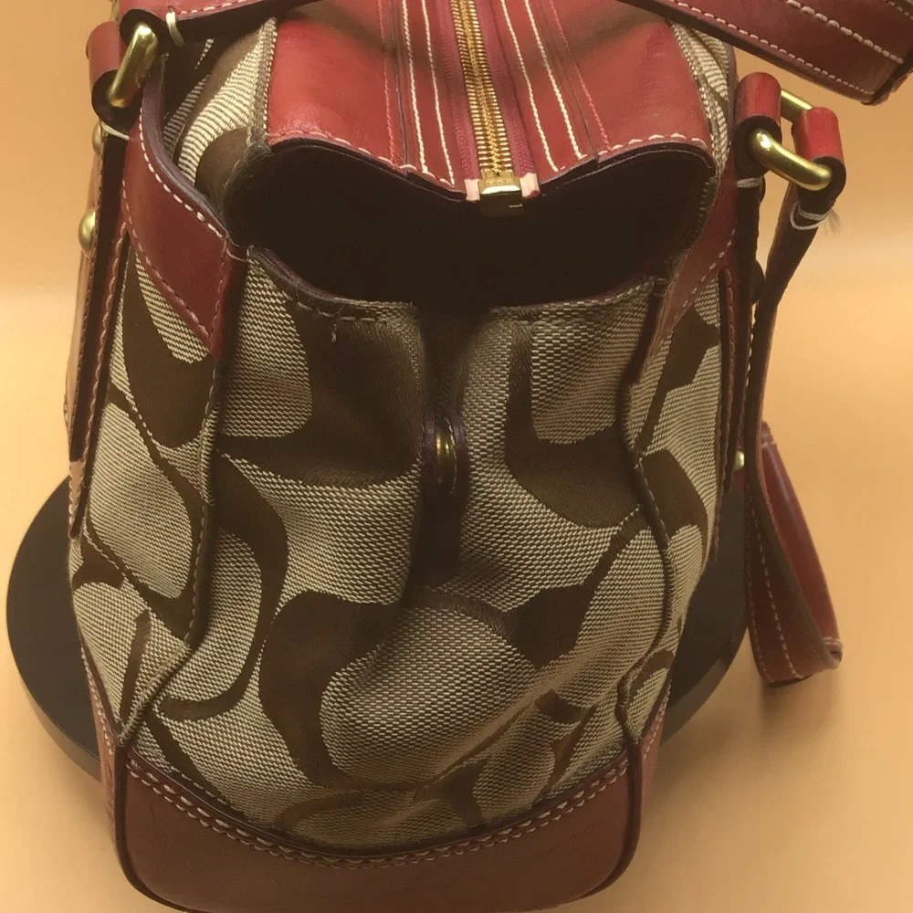 Coach Crimson  Hamptons Signature Red Large  Carryall